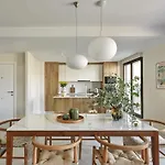 Hanami Mesas Homes B1 *